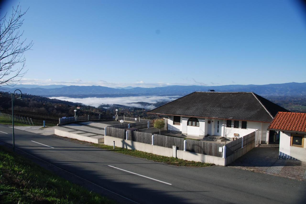 Naturpark-.Weinbergferienhaus Kitzeck im Sausal Luaran gambar