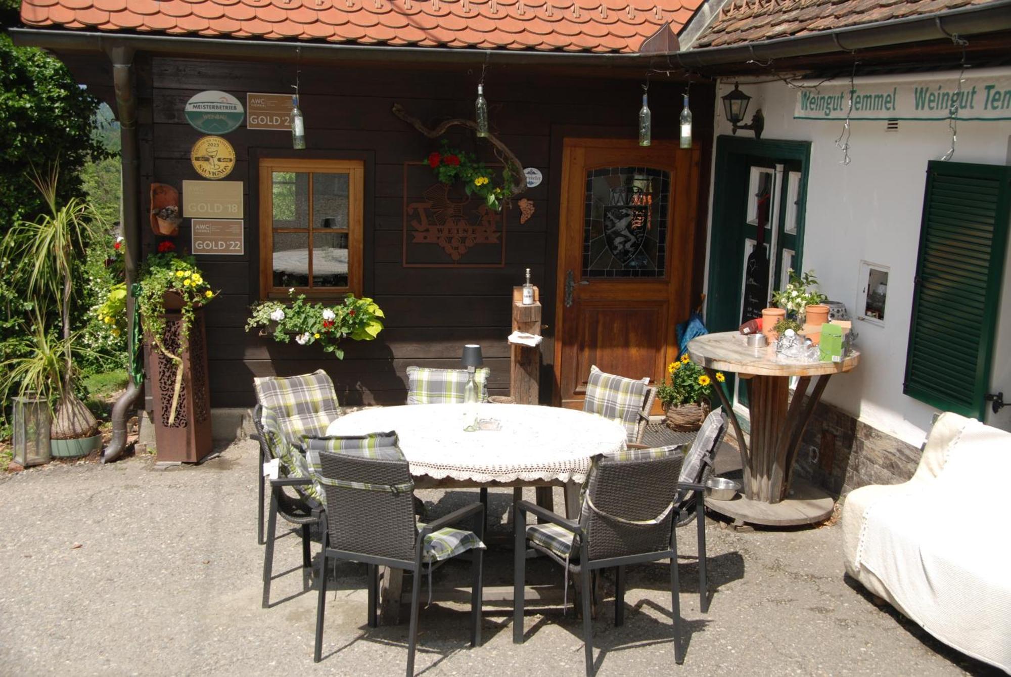 Naturpark-.Weinbergferienhaus Kitzeck im Sausal Luaran gambar
